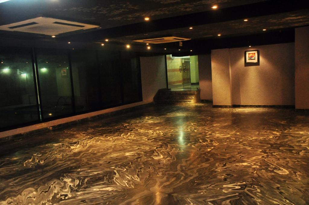 כלכותה Landmark Hotel מראה חיצוני תמונה
